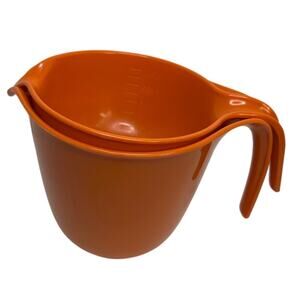 Vtg Rubbermaid Set of 2 Orange Grip N Mix 6 and 3 Cup Bowls!